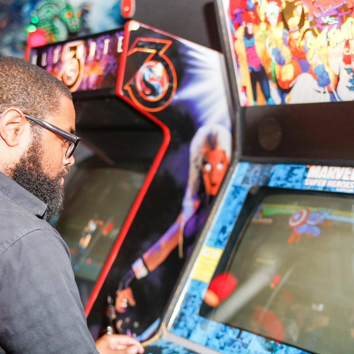 Player 1 Video Game Bar pairs all-you-can-play machines with craft beer -  Las Vegas Weekly